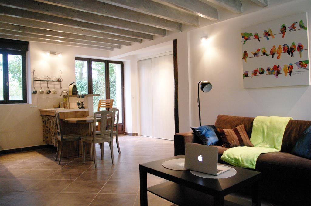 Escalebelair Appartement Fontenay-les-Briis Kamer foto