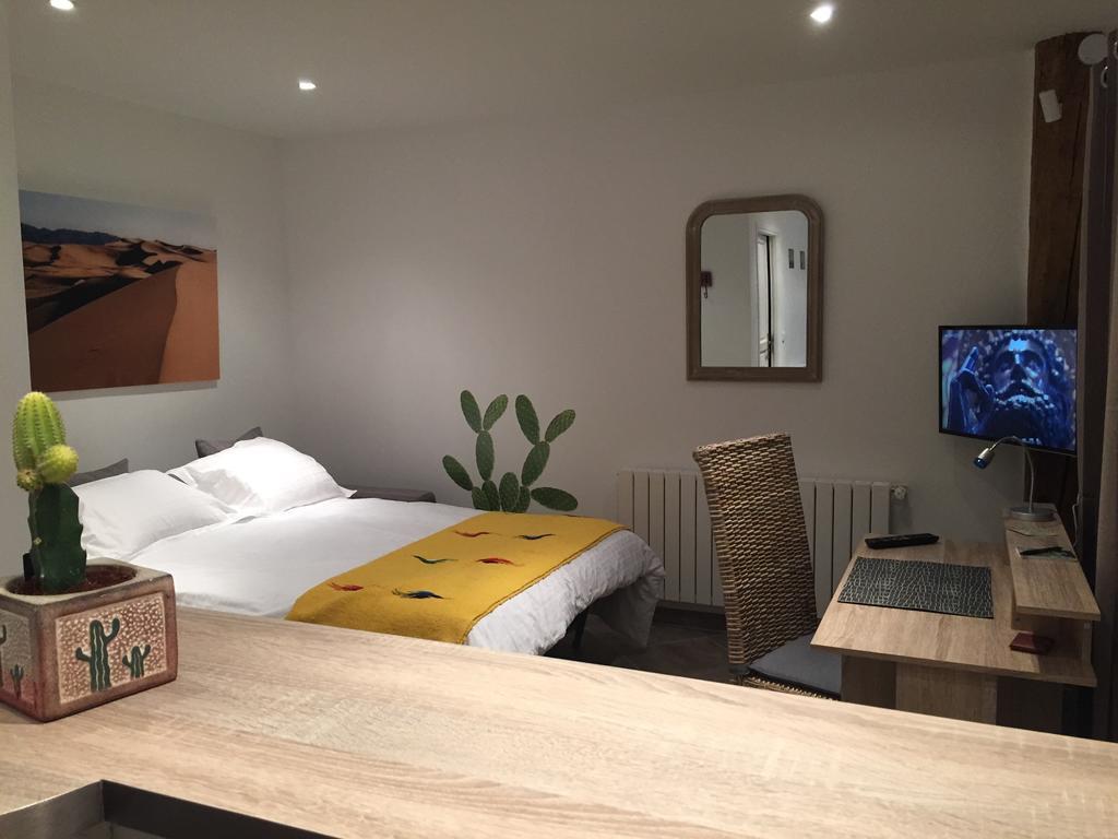 Escalebelair Appartement Fontenay-les-Briis Kamer foto